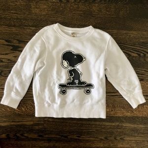 UNIQLO KAWS Peanuts Sweatshirt Collectible 3-4Y